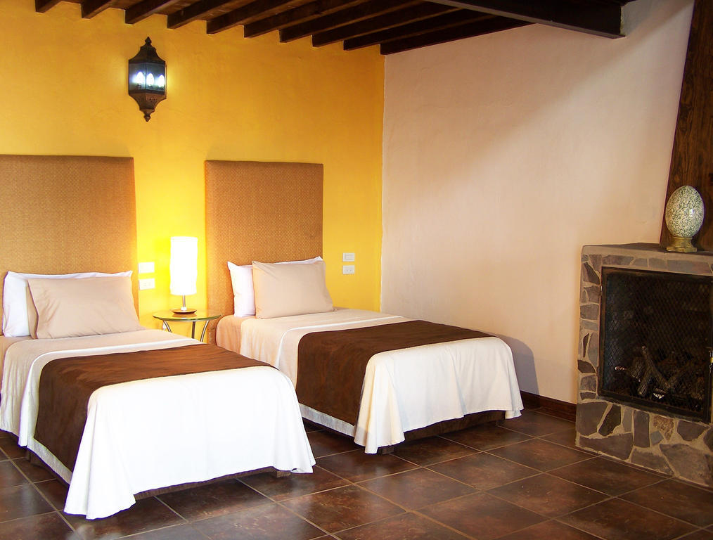 Hotel Villa Cassis Tapalpa Zimmer foto